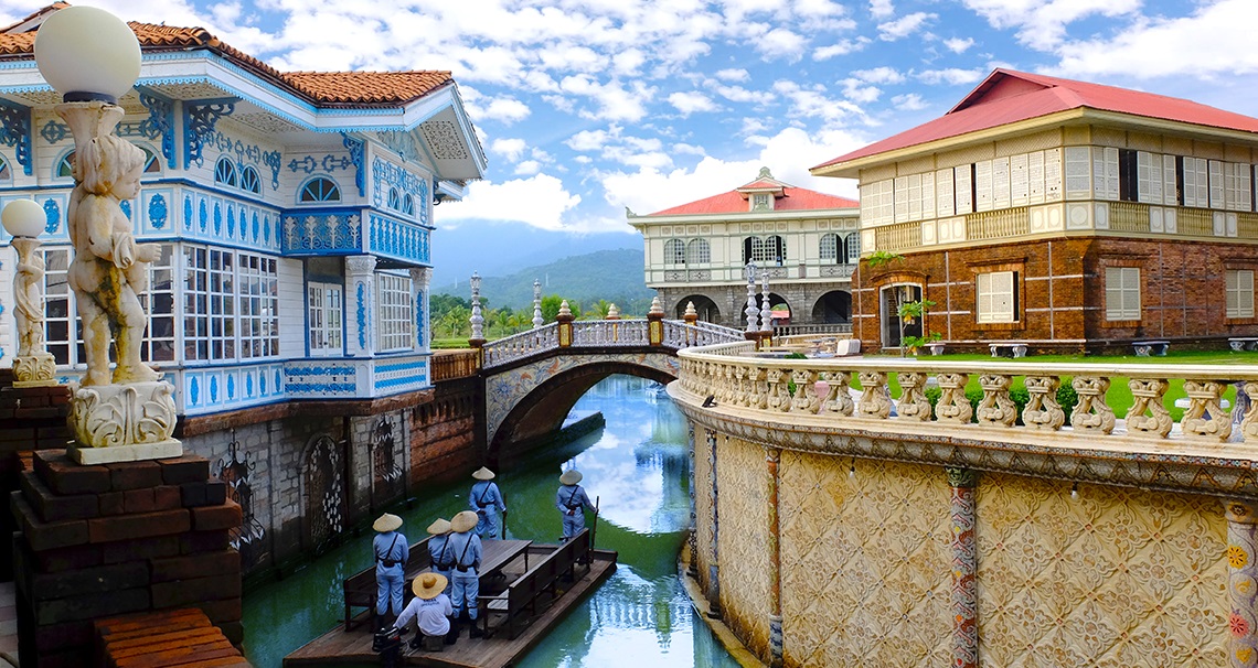 Las Casas Filipinas de Acuzar Hotel Review
